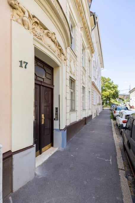 Апартаменти Historical Hideaway Братислава